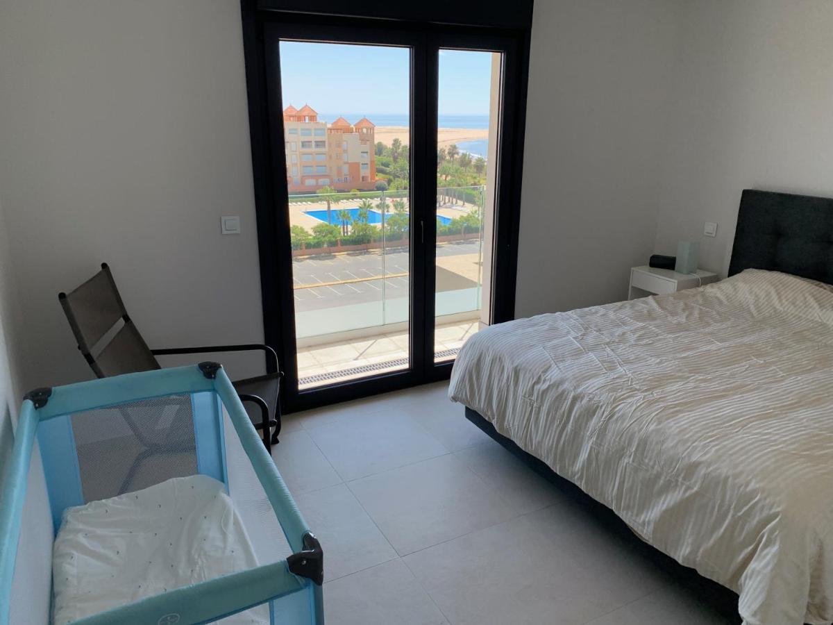 Ferienwohnung Penthouse With Wide Terrace Next To The Ocean Huelva Exterior foto